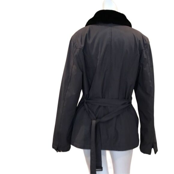 Gallery Gray Jacket with black faux fur collar Sz.M - Picture 2 of 5